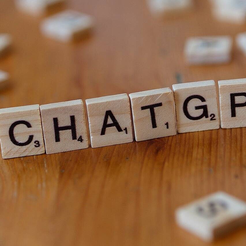 Öffnet die Seite 'KI im Alltag – ChatGPT und Copilot einfach und praktisch nutzen'