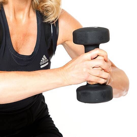 Öffnet die Seite 'Ganzkörper-Workout: Energy, Beats & Body'